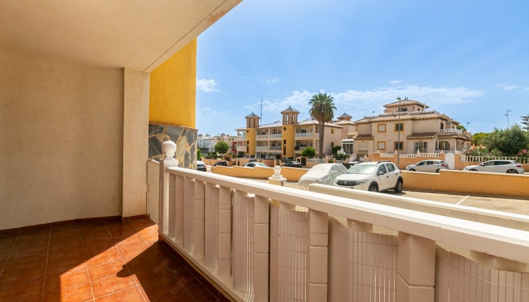 Jälleenmyynti - Asunto - Lomas de Cabo Roig