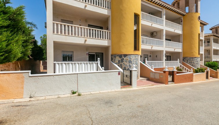 Jälleenmyynti - Asunto - Lomas de Cabo Roig