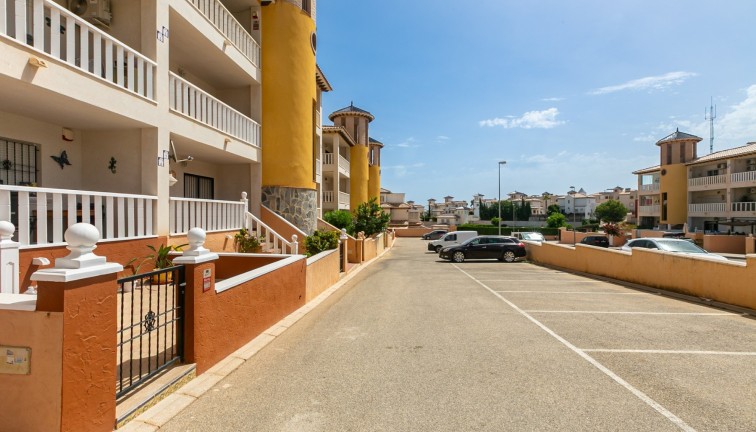 Jälleenmyynti - Asunto - Lomas de Cabo Roig