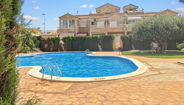 Jälleenmyynti - Paritalo/Rivitalo - Torrevieja
