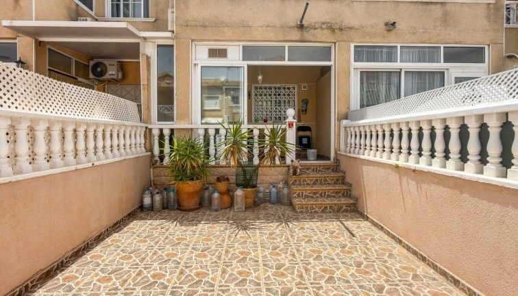 Jälleenmyynti - Paritalo/Rivitalo - Torrevieja