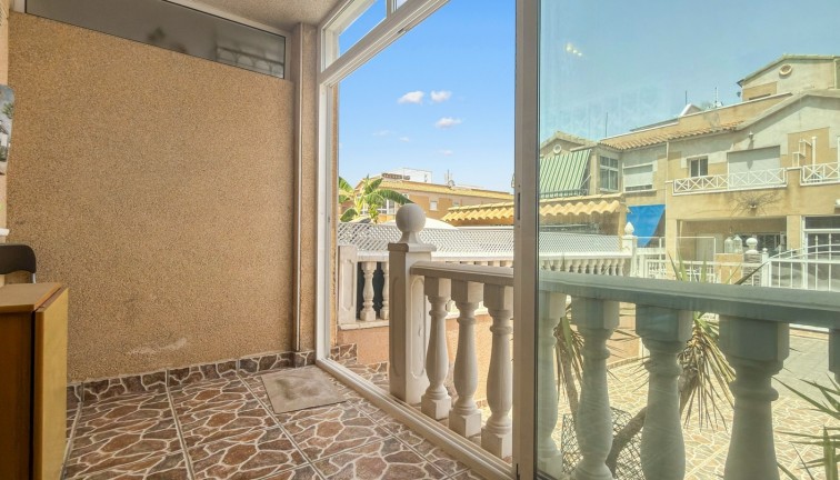 Jälleenmyynti - Paritalo/Rivitalo - Torrevieja