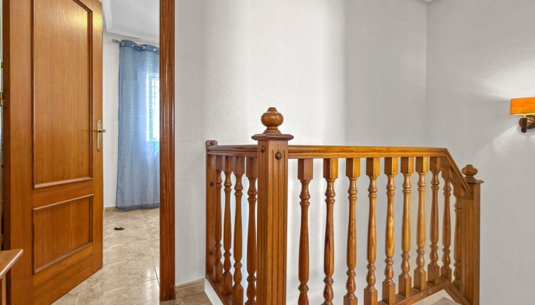 Jälleenmyynti - Paritalo/Rivitalo - Torrevieja