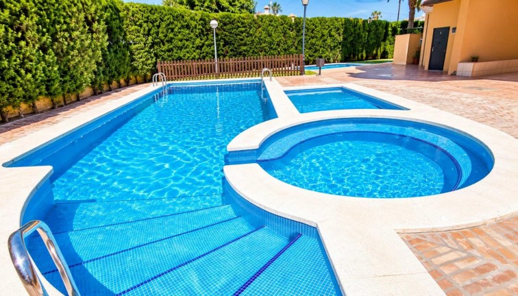 Reventa - Apartamento / piso - Torrevieja - Playa de los Locos