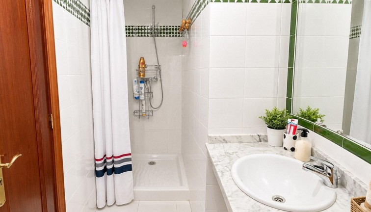 Reventa - Apartamento / piso - Torrevieja - Playa de los Locos