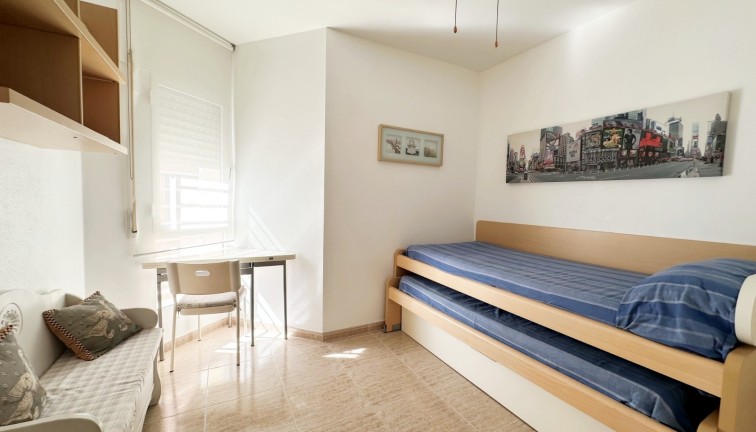 Reventa - Apartamento dúplex - Orihuela Costa - Campoamor