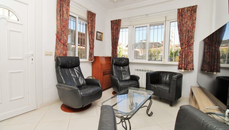 Resale - Chalet - Playa Flamenca