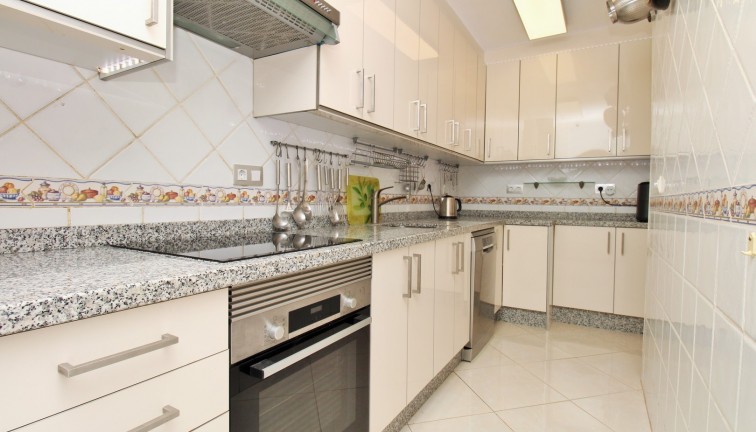 Resale - Chalet - Playa Flamenca