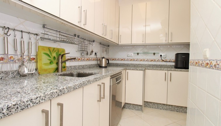 Resale - Chalet - Playa Flamenca