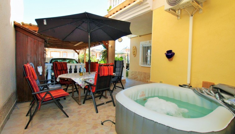Resale - Chalet - Playa Flamenca
