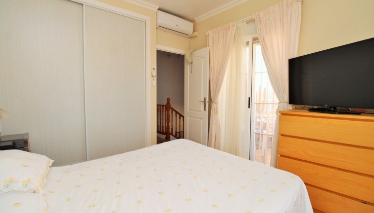 Resale - Chalet - Playa Flamenca