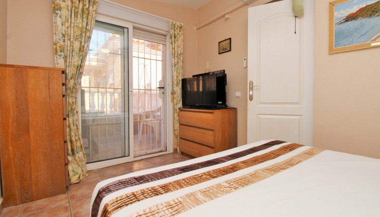 Resale - Chalet - Playa Flamenca