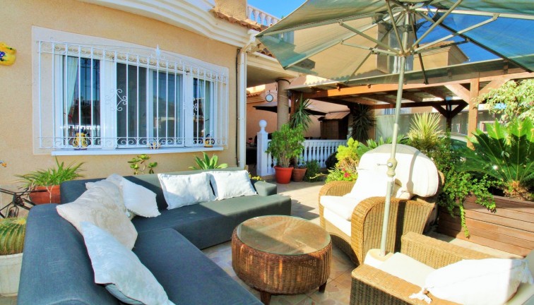Resale - Chalet - Playa Flamenca