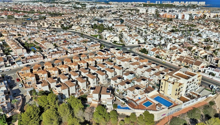 Resale - Chalet - Playa Flamenca