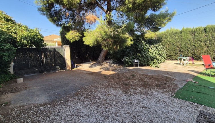 Resale - Chalet - Orihuela - Redován