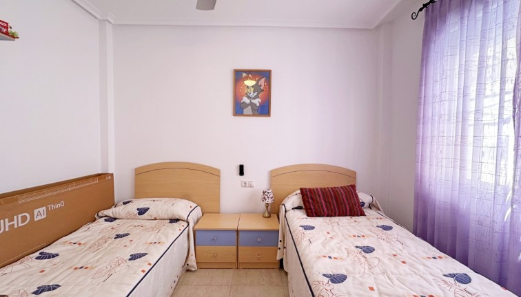 Resale - Bungalow - Torrevieja