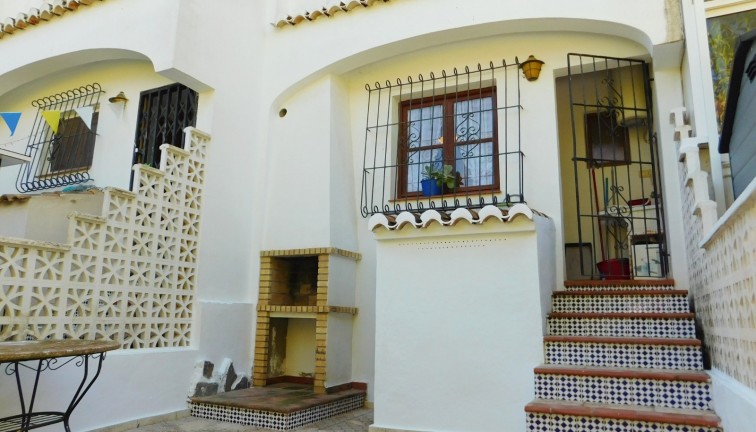Resale - Semi-Detached - Torrevieja - Lago Jardin