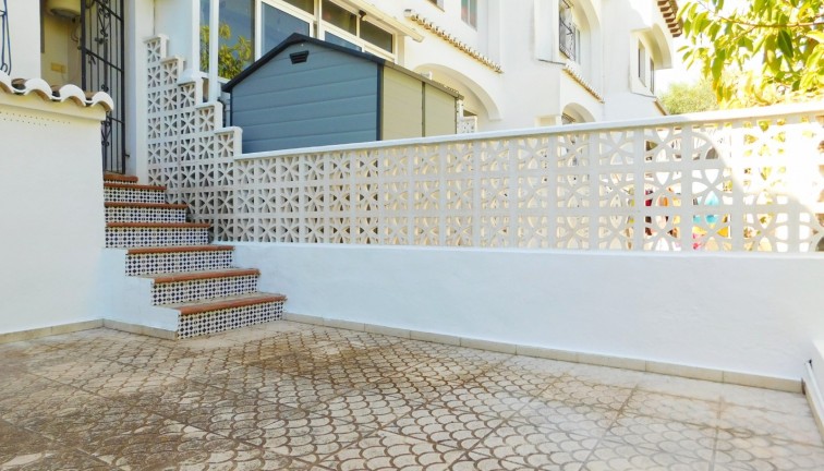 Resale - Semi-Detached - Torrevieja - Lago Jardin