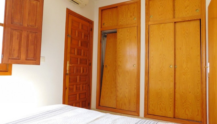 Resale - Semi-Detached - Torrevieja - Lago Jardin