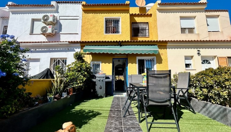 Resale - Semi-Detached - Torrevieja - La Siesta