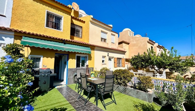 Resale - Semi-Detached - Torrevieja - La Siesta