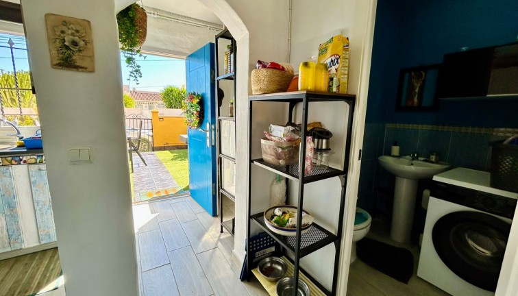 Resale - Semi-Detached - Torrevieja - La Siesta