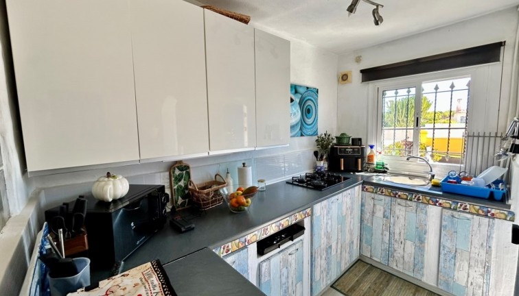 Resale - Semi-Detached - Torrevieja - La Siesta