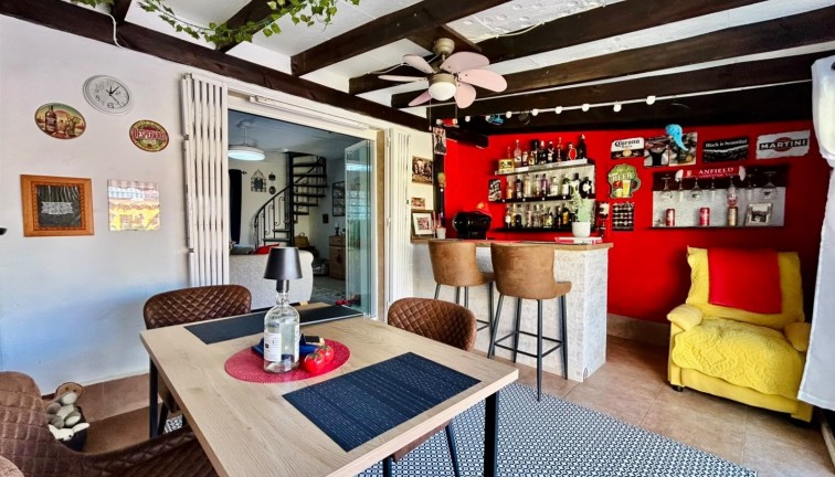 Resale - Semi-Detached - Torrevieja - La Siesta