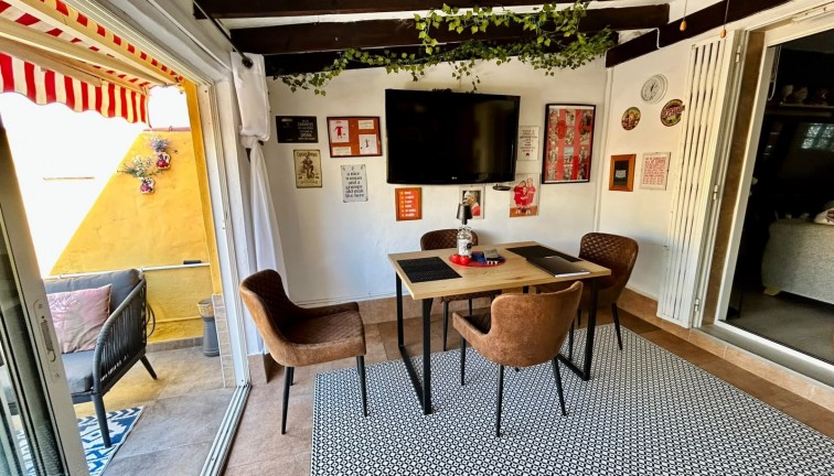 Resale - Semi-Detached - Torrevieja - La Siesta