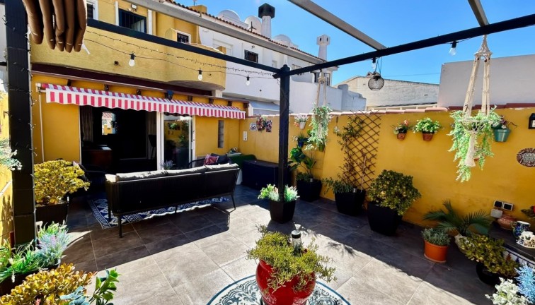 Resale - Semi-Detached - Torrevieja - La Siesta