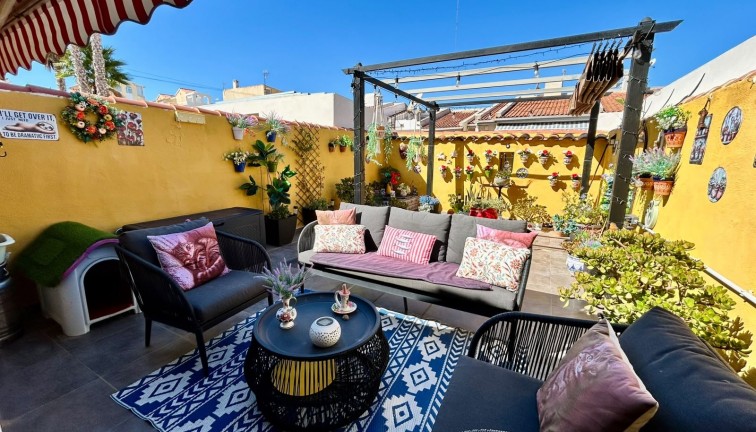 Resale - Semi-Detached - Torrevieja - La Siesta