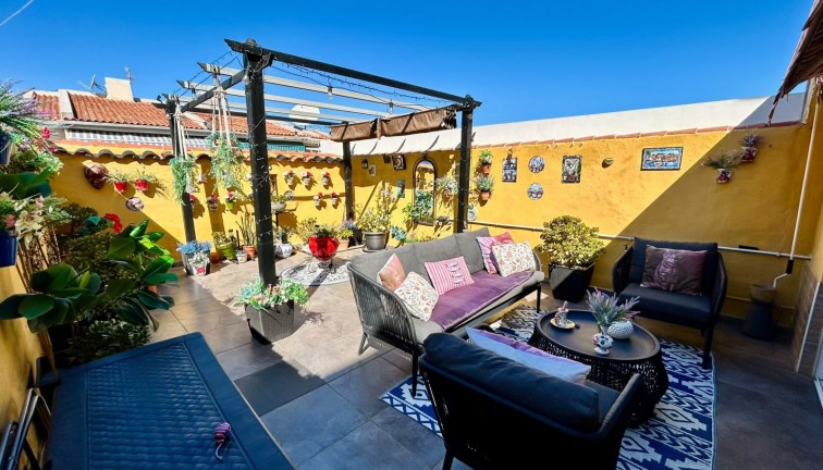 Resale - Semi-Detached - Torrevieja - La Siesta