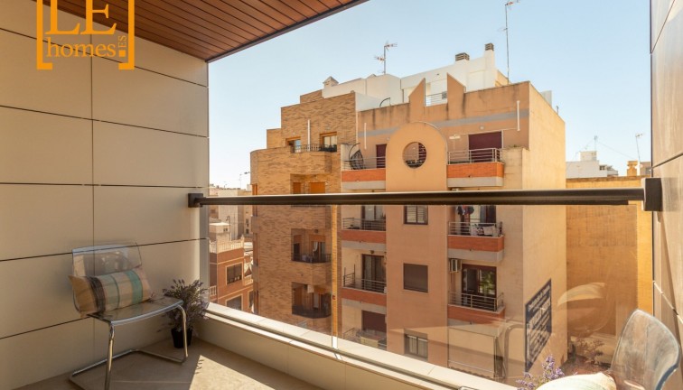 Jälleenmyynti - Asunto - Torrevieja