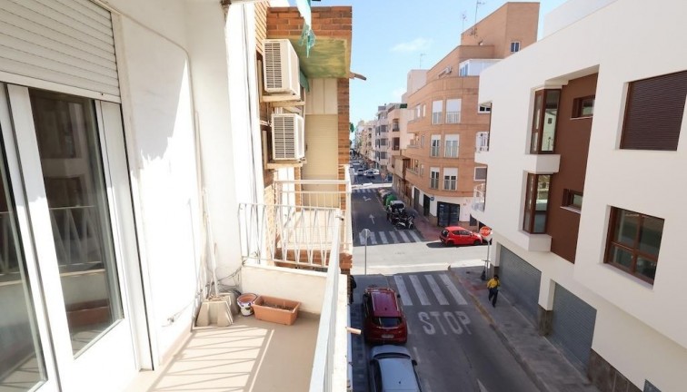 Återförsäljning - Lägenhet - Torrevieja