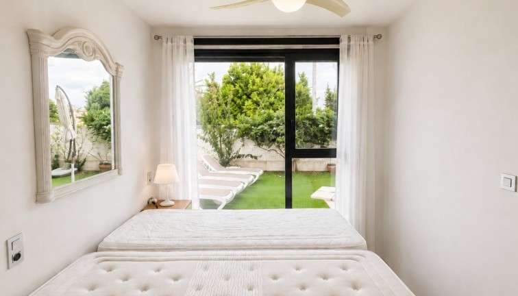 Reventa - Apartamento / piso - Orihuela Costa - Punta Prima