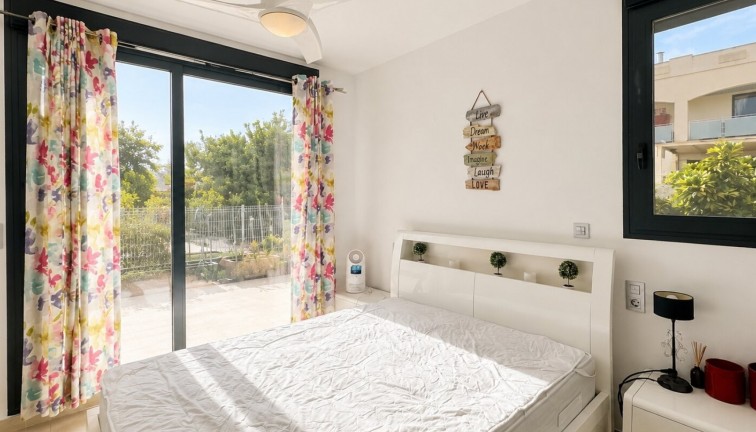 Reventa - Apartamento / piso - Orihuela Costa - Punta Prima