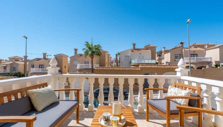 Jälleenmyynti - Paritalo/Rivitalo - Orihuela Costa - Villamartín