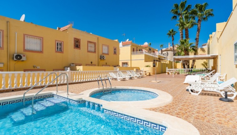 Jälleenmyynti - Paritalo/Rivitalo - Orihuela Costa - Villamartín