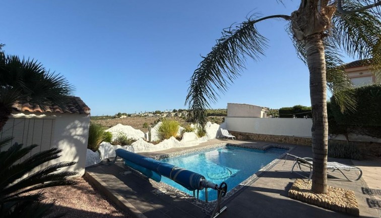 Jälleenmyynti - Erillistalo - San Miguel de Salinas