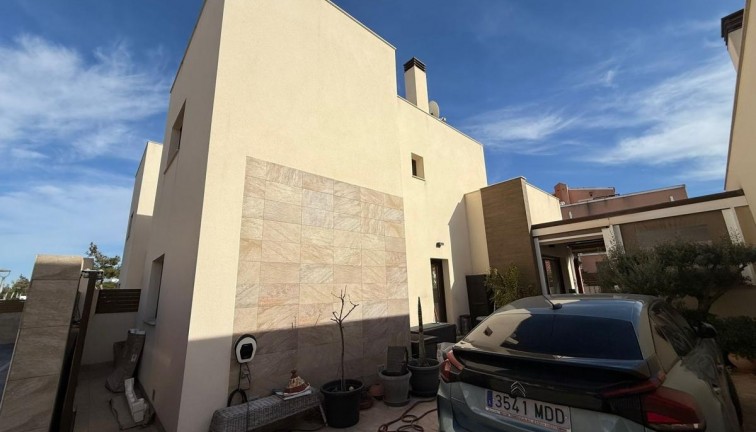 Resale - Chalet - Los Montesinos - LOS MONTESINOS
