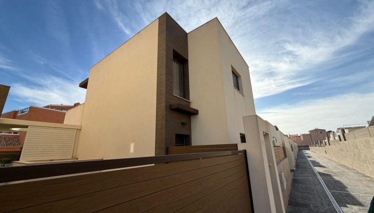 Resale - Chalet - Los Montesinos - LOS MONTESINOS