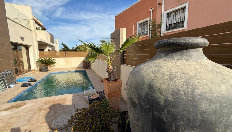 Resale - Chalet - Los Montesinos - LOS MONTESINOS