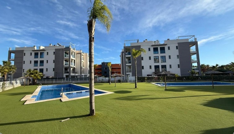 Resale - Apartment - Villamartín