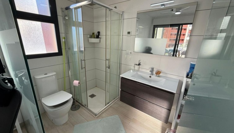 Resale - Apartment - Villamartín