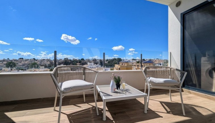 Resale - Apartment - Villamartín