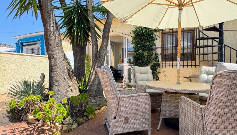 Reventa - Chalet - Torrevieja - La Siesta