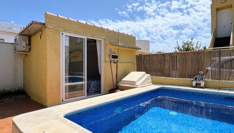 Reventa - Chalet - Torrevieja - La Siesta