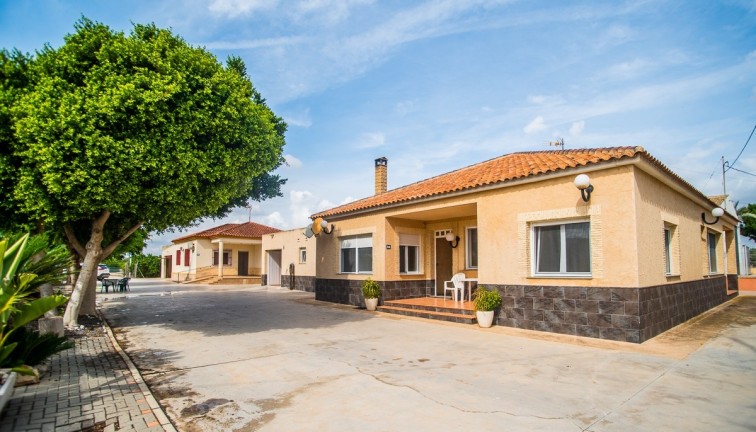 Jälleenmyynti - Erillistalo - Orihuela - La Matanza