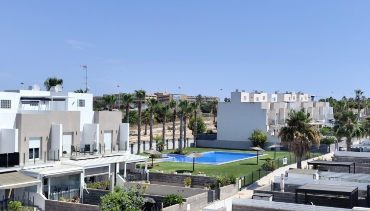 Återförsäljning - Parhus/Radhus - Torrevieja
