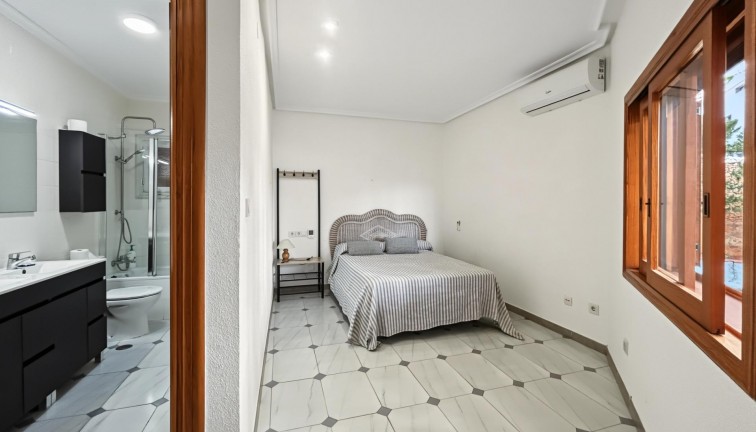 Reventa - Chalet - Orihuela Costa - Campoamor